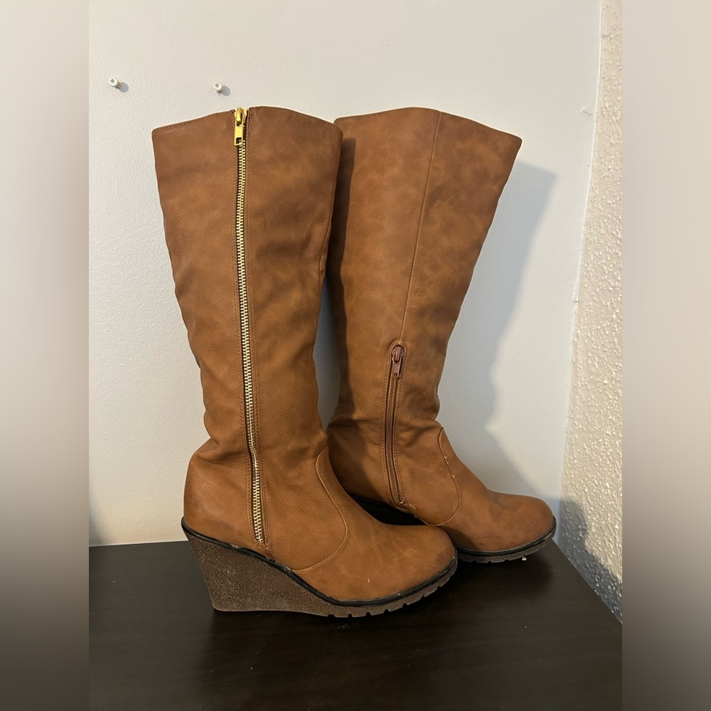 Fashion boots wedge heel